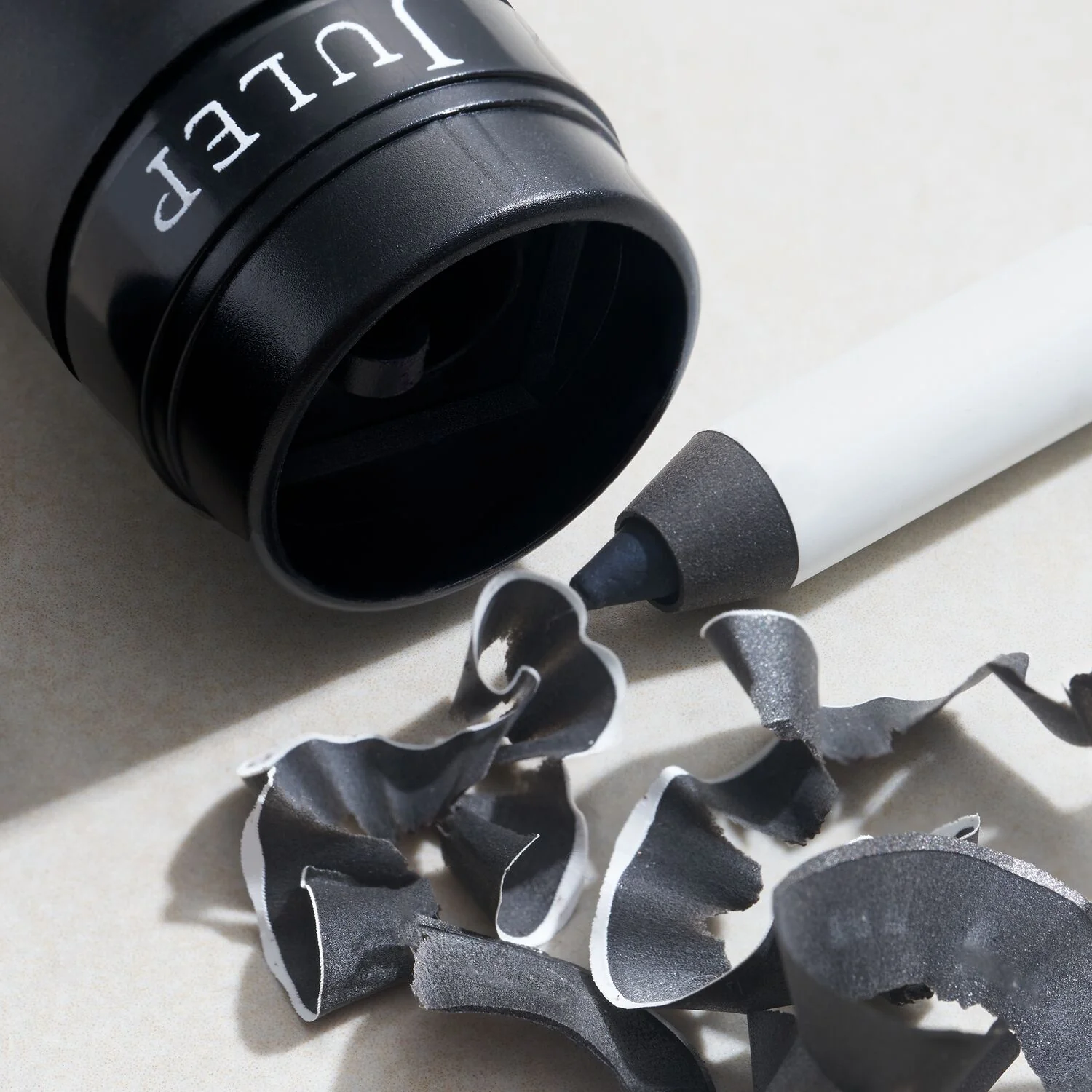 When Pencil Met Gel All-Day Eyeliner - Image 7